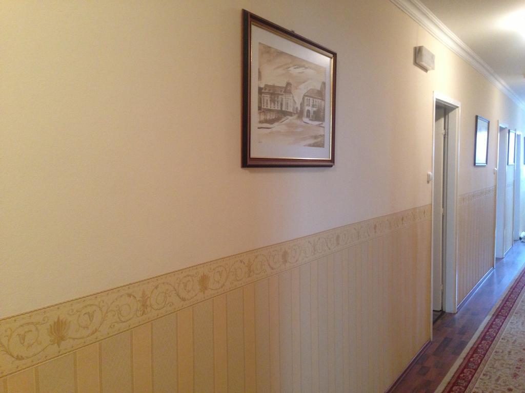 Vasvirág Hotel Celldömölk Esterno foto
