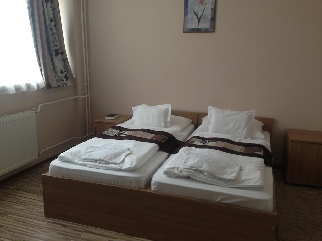 Vasvirág Hotel Celldömölk Camera foto